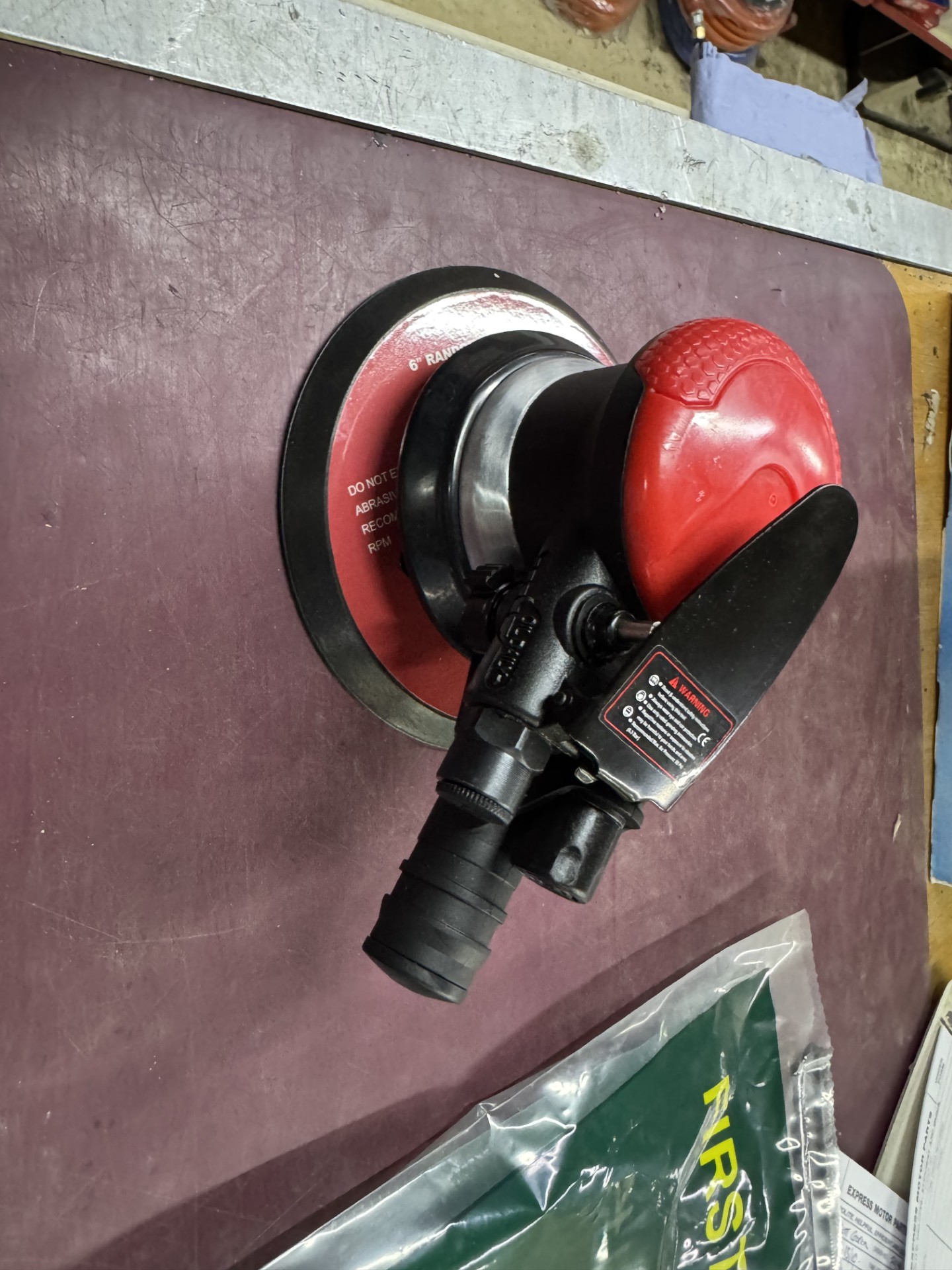 6" Air Palm Sander w/ Vac